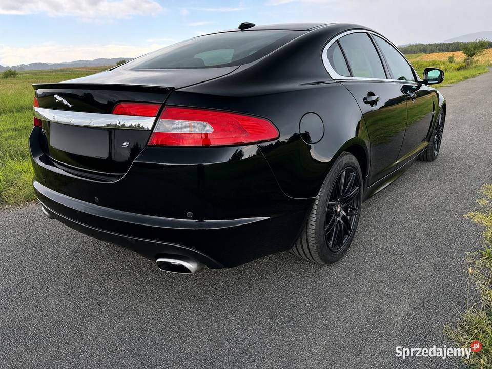 Jaguar XF Kostarowce
