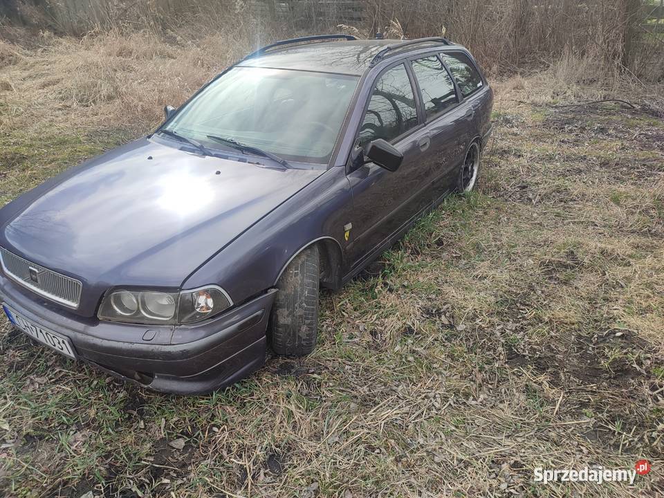 sprzedam 2 volva V40 T4 19 TB z gazem Chełm