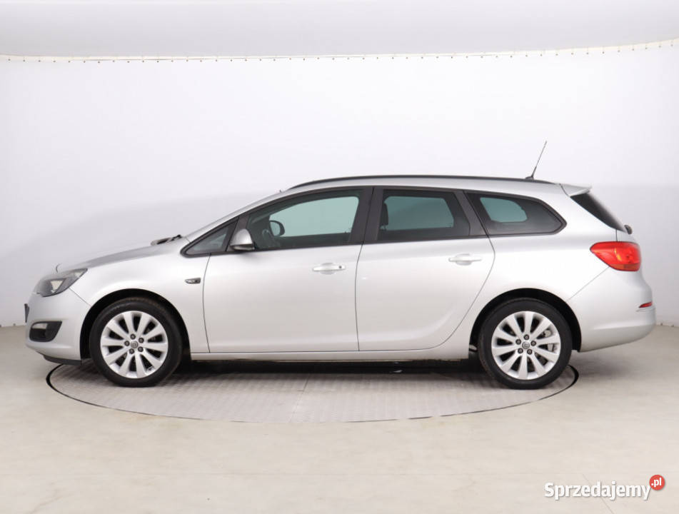 Opel Astra 14 T 4/5 Piaseczno