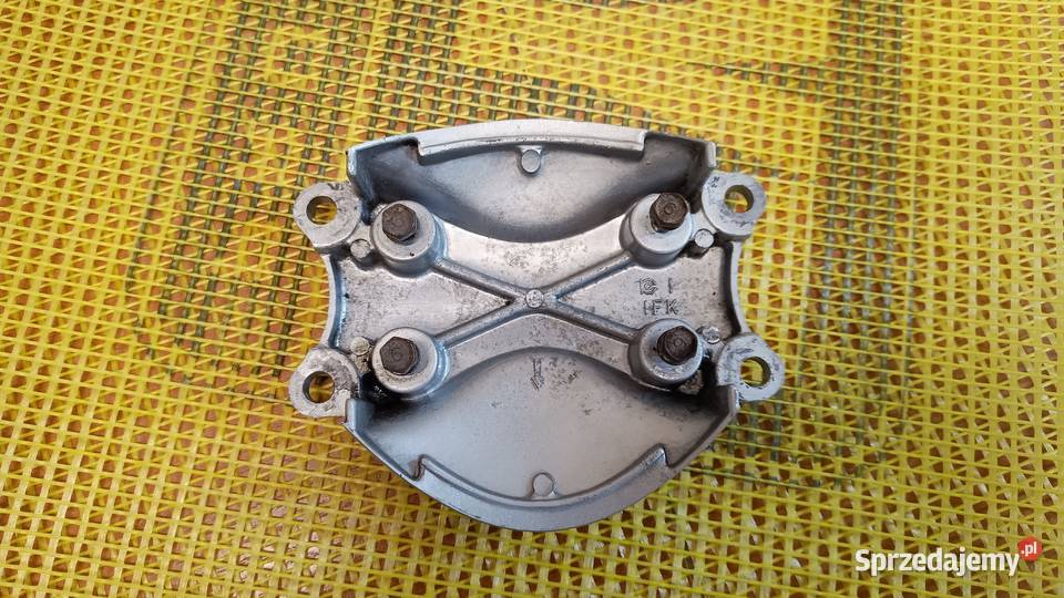 Yamaha v 1200 błotnik przód uchwyt błotnika Elementy nadwozia Skorzeszyce