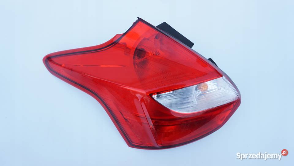 LAMPA TYŁ LEWA FORD FOCUS MK3 HB osobowe wielkopolskie Nowy Tomyśl