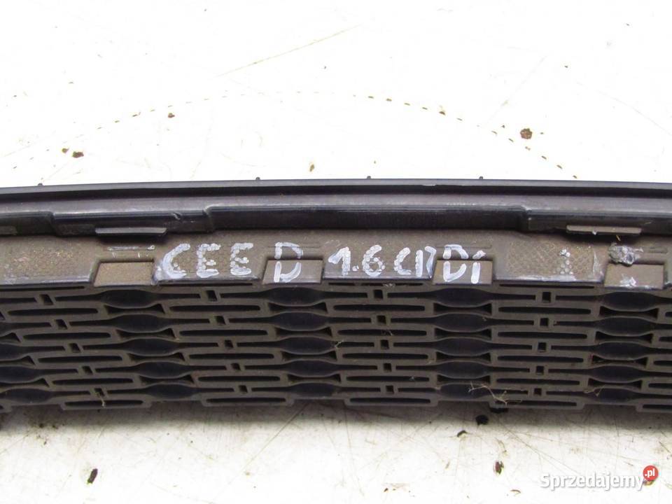 KRATKA ATRAPA ZDERZAKA ŚRODKOWA PRZÓD KIA CEED
