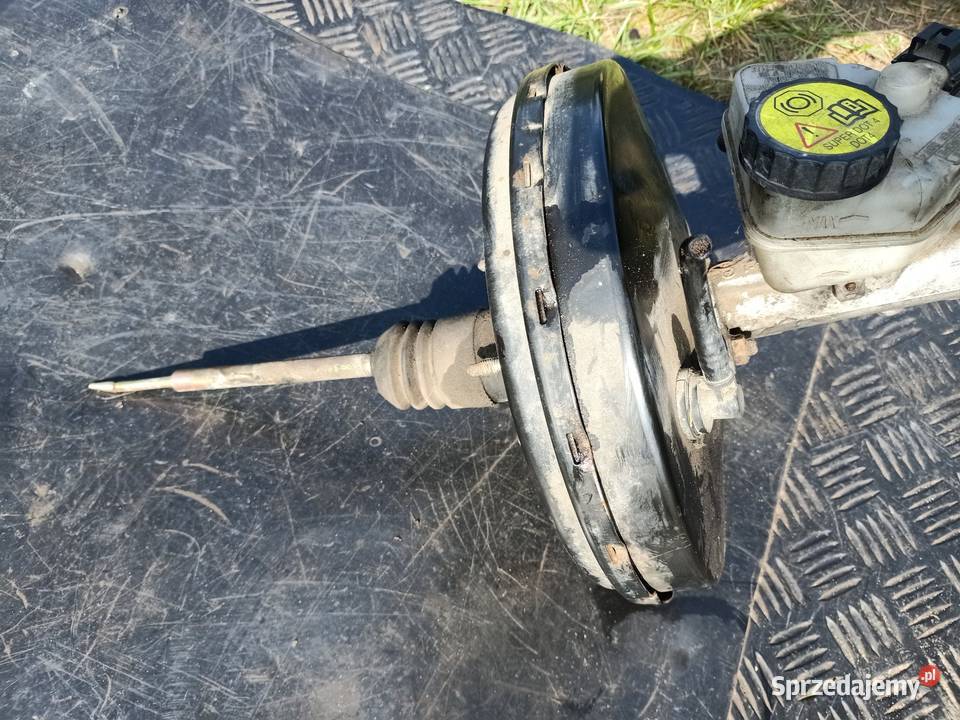 Serwo hamulcowe Ford Mondeo MK3 20 TDDi 0006r