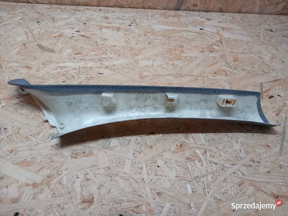 Osłona poszycie słupka lewa BMW E87 osobowe małopolskie