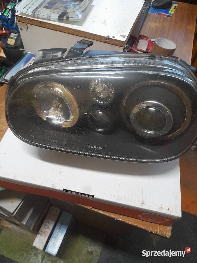 Lampy reflektory przednie ringi golf 4 Rok produkcji 2019 Częstoborowice sprzedam