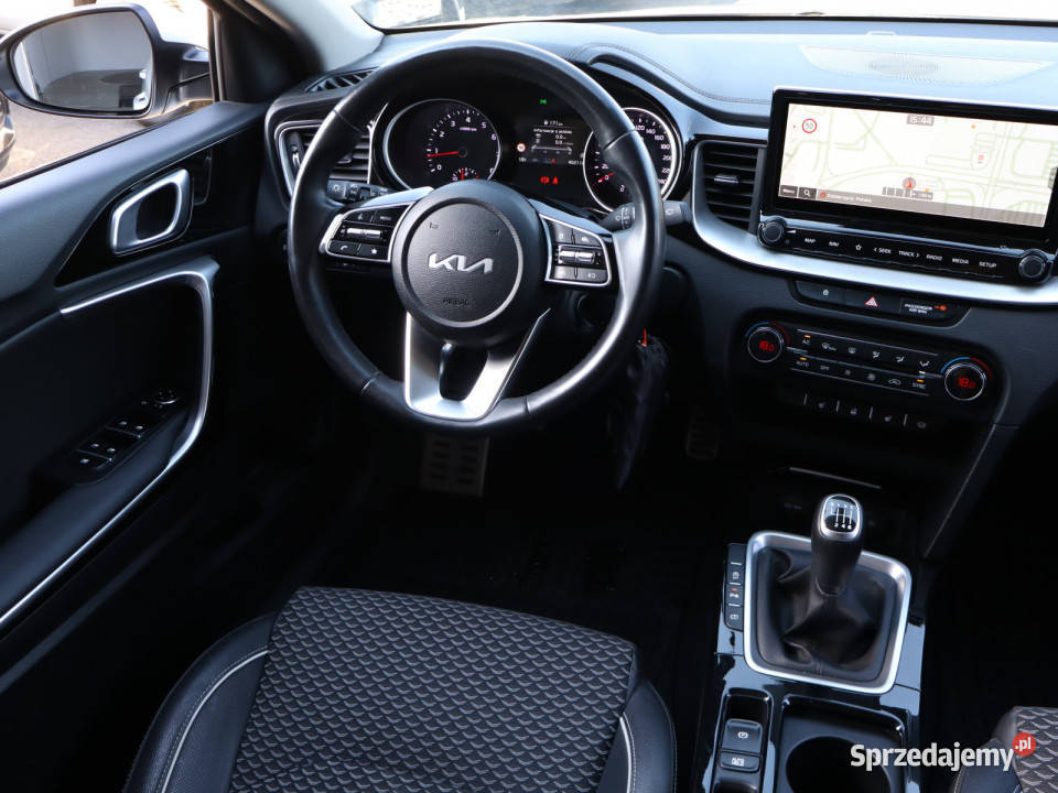 Kia Ceed 15 TGDI światła LED Bielany Wrocławskie