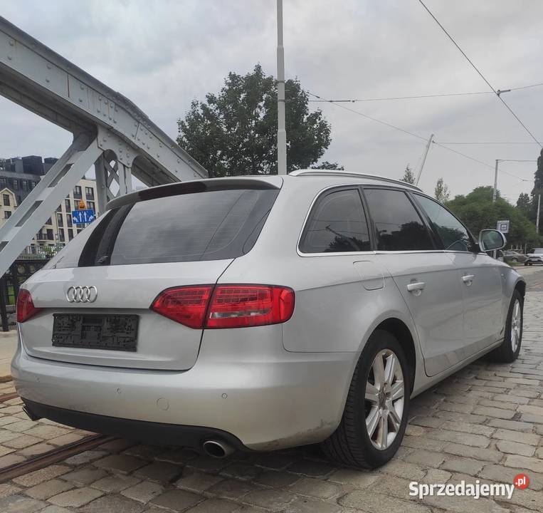 Audi A4 Avant 30 TDI DPF Quattro S Line