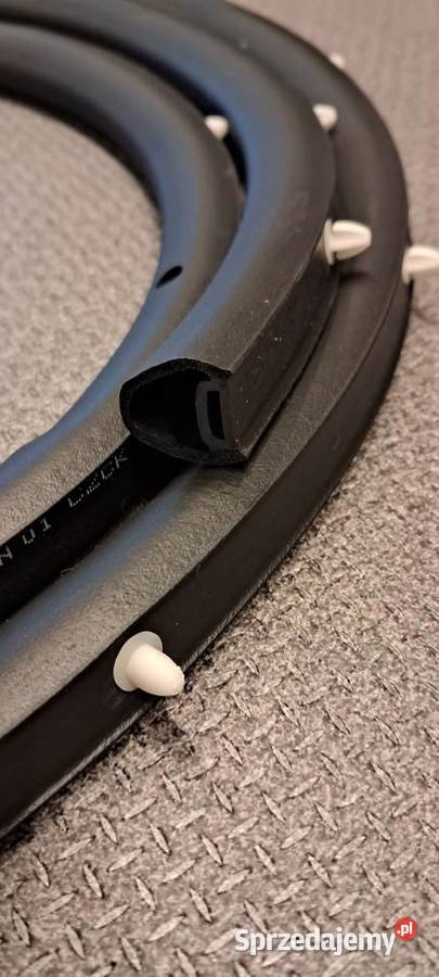 9813386080 uszczelka drzwi Peugeot Świerzna sprzedam