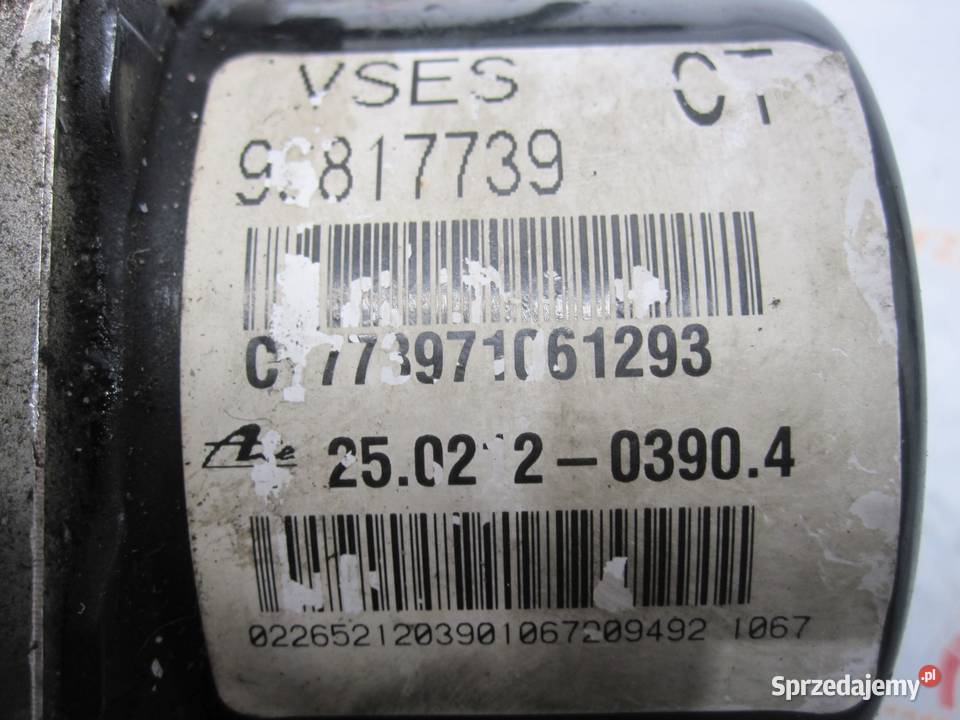 OPEL ANTARA 20 CDTI 07r pompa ABS 25021203904 osobowe Kielce