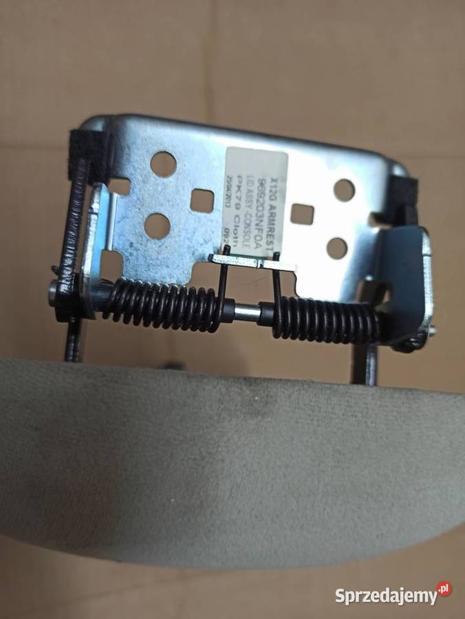 Nissan Leaf I 20102017 Podłokietnik Bolesławiec