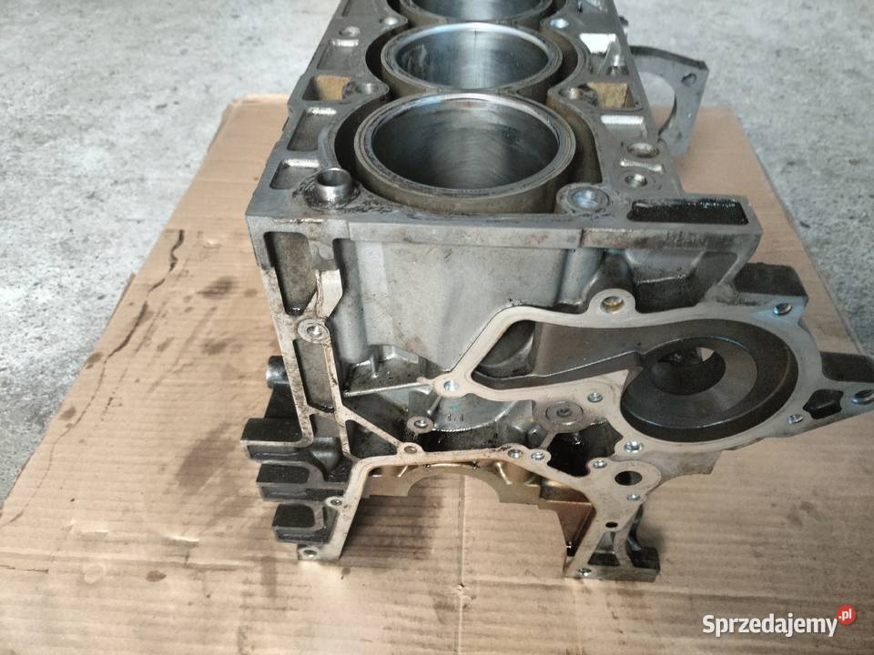 Blok silnika 16 ecobost BM5G 6015 DB