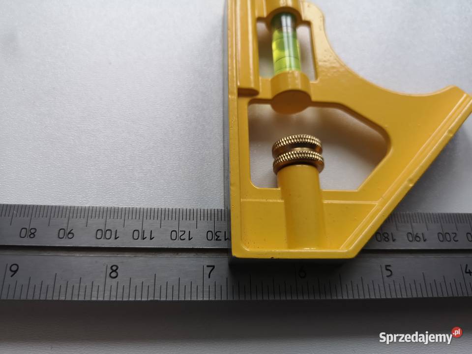 Nowy kątownik Stanley wielkopolskie Komorniki