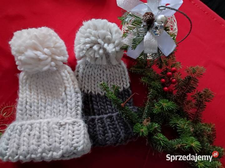 grube mięsiste czapki bliźniaczki z pomponem Kielce