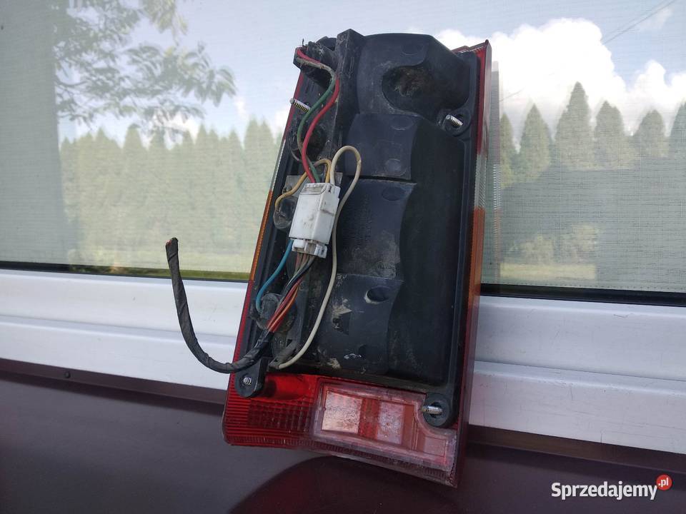 Opel Frontera A lampa tył tylna prawa oryginał Sieradz