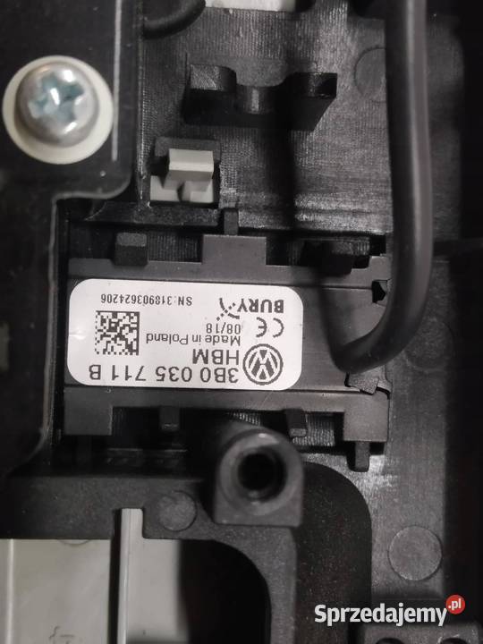 LAMPKA PODSUFITKI Skoda Superb III 2015 Rok produkcji 2018