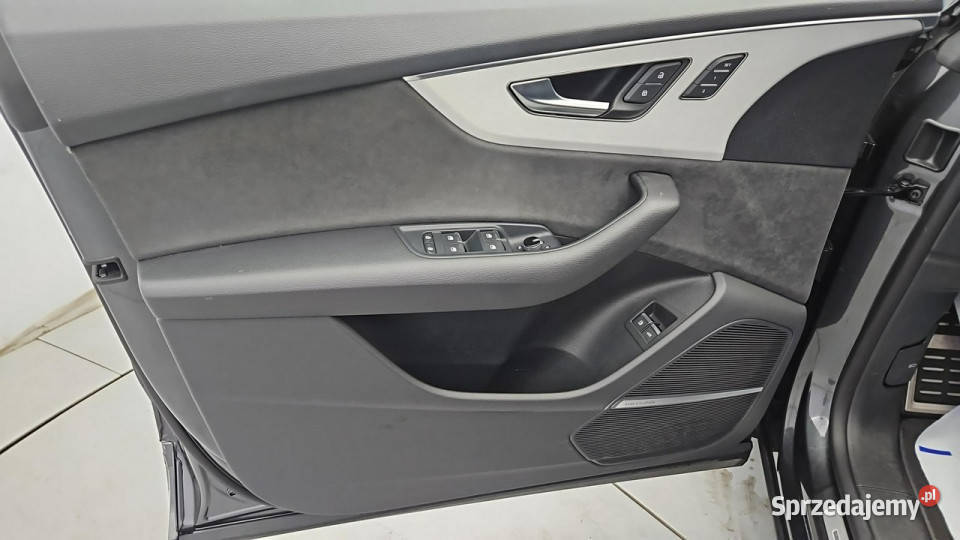 Audi Q8 60 TFSI e Quattro Tiptronic Z Polskiego lakier metallic Warszawa sprzedam