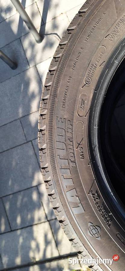 2 x Michelin Latitude Tour HP 23555 R18 100 V 55
