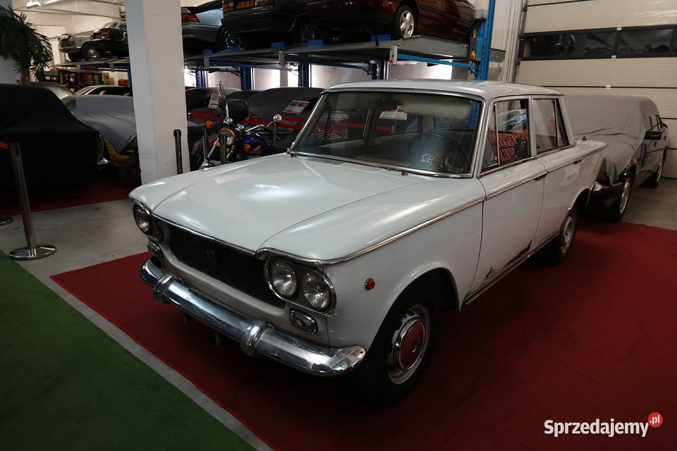 Fiat 1300 1961 Fajna baza na projekt do 4/5 Zgierz