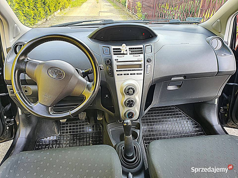 TOYOTA YARIS 13BENZYNAGAZ Łęg Tarnowski sprzedam
