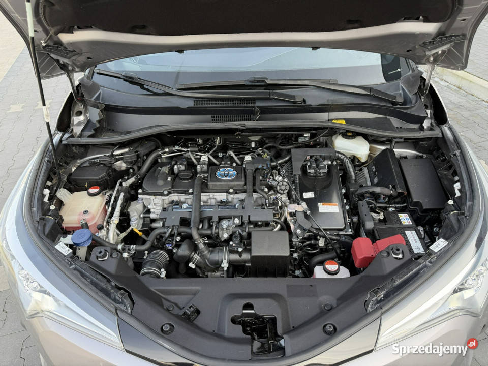 Toyota CHR 18 HYBRID LED Nawigacja Kamera Grzane centralny zamek sprzedam