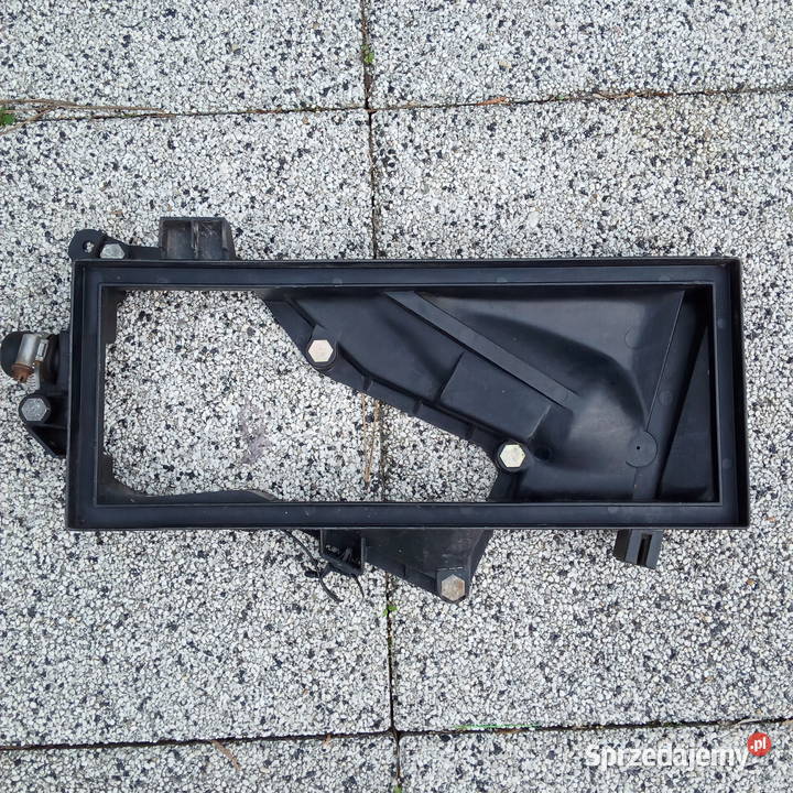 Audi 80 90 100 23 NG Obudowa filtra powietrza sprzedam