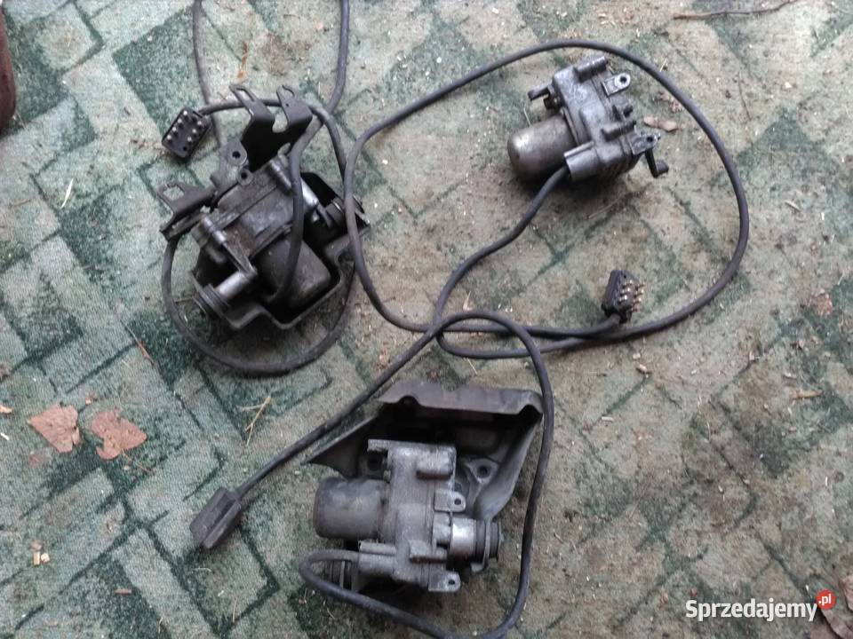 Tempomat siłownik serwo mechanizm Mercedes W124 Silniki i osprzęt Kamień Pomorski