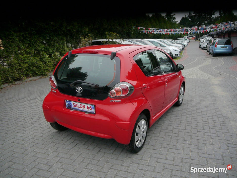 Toyota Aygo 5drzwi 80 Klima Stan bezwypadkowy z wspomaganie kierownicy Aygo Samochody osobowe Częstochowa