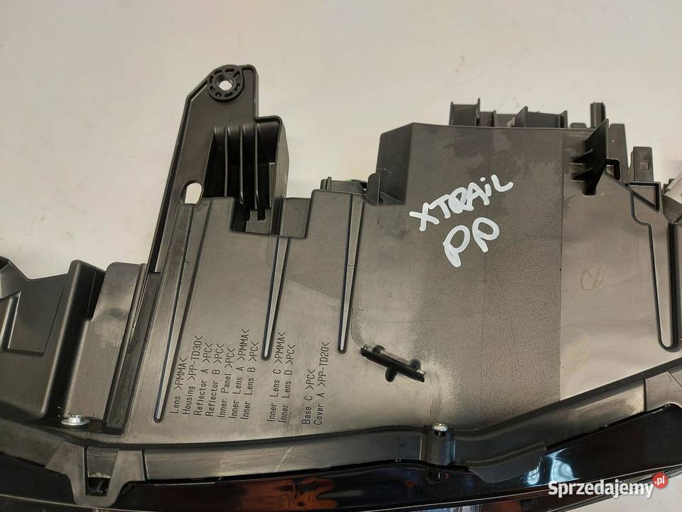 Nissan XTRAIL T33 IV 2023r Lampa reflektor przód