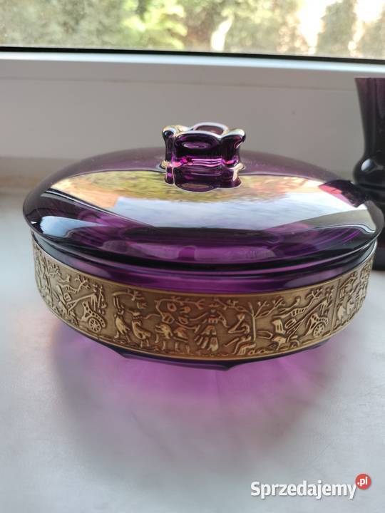 Piękny ametystowy zestaw szklany w stylu art