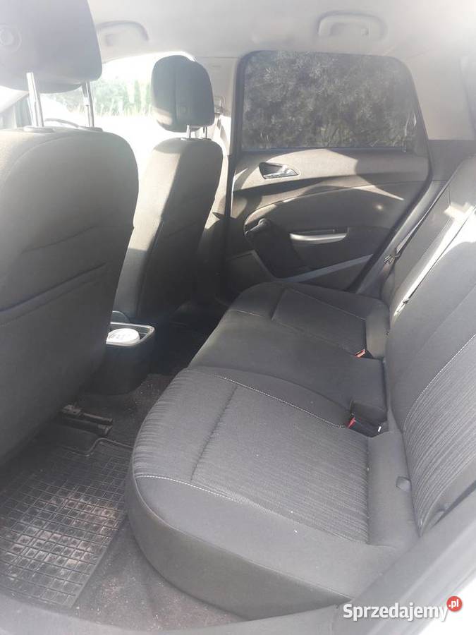 Opel Astra J 2011 14 turbo kombi srebrny Bełdów sprzedam