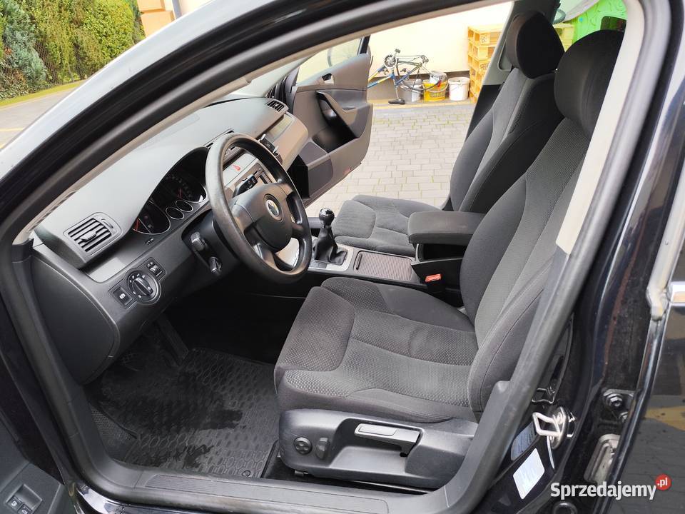 Sprzedam passata 16 benzyna 2006r Kombi Ostrów Mazowiecka