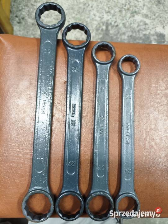 Klucze Oczkowe KUŹNIA SUŁKOWICE Zestaw 4 2232 mm Klucze lubelskie Lublin