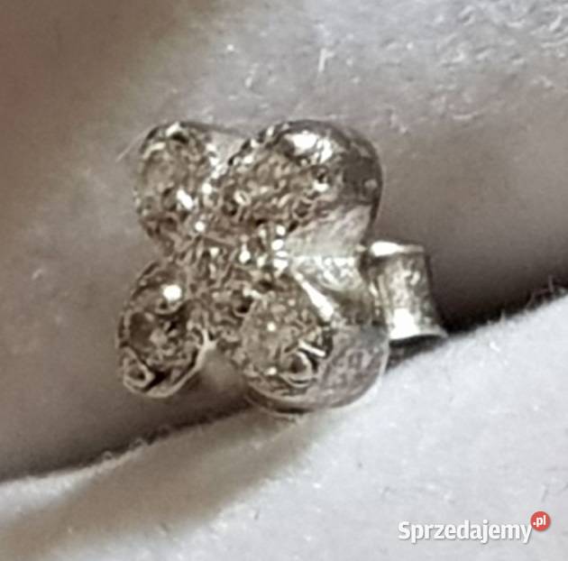 srebrny kolczyk kwiatek kwiatuszek biżuteria Kielce