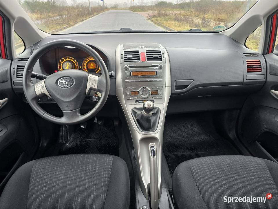 Toyota Auris 16 super stan przyciemniane szyby Żary sprzedam