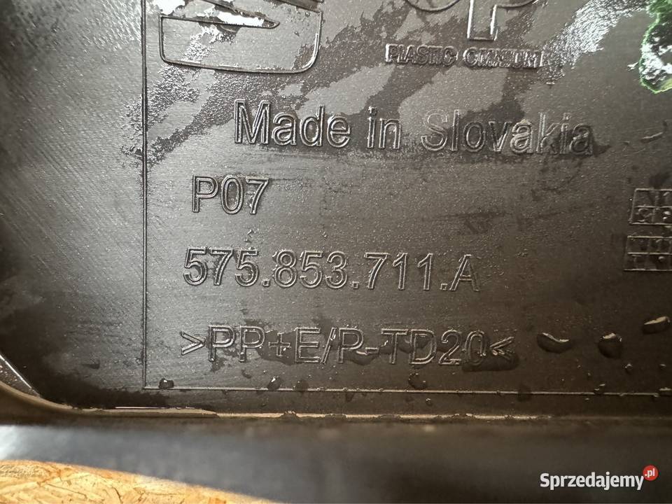 Listwa zderzaka kratki przód Seat ateca 575 Rok produkcji 2023 sprzedam