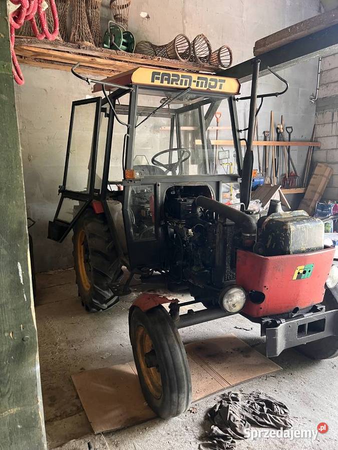 Traktor Farmmot 250d ciągnik kolowy nie Usus nie Milsko