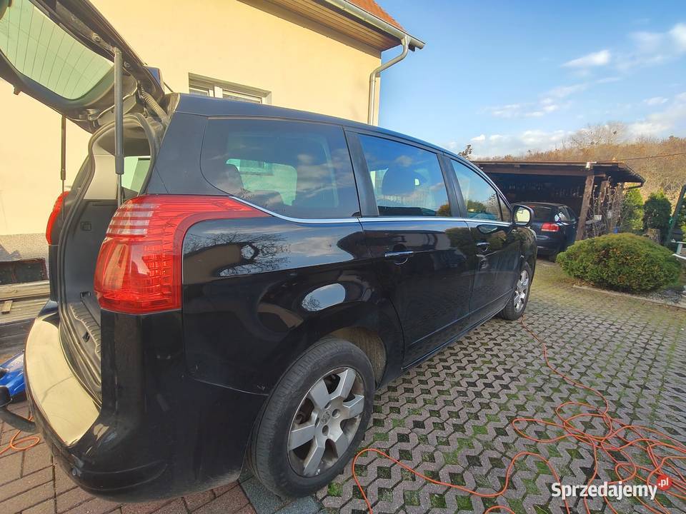 Sprzedam Peugeot 5008 16benzyna 2012 gniazdo AUX Trzebnica