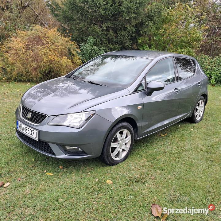 Zadbane auto SEAT Ibiza 2013 produkcji mazowieckie Radom