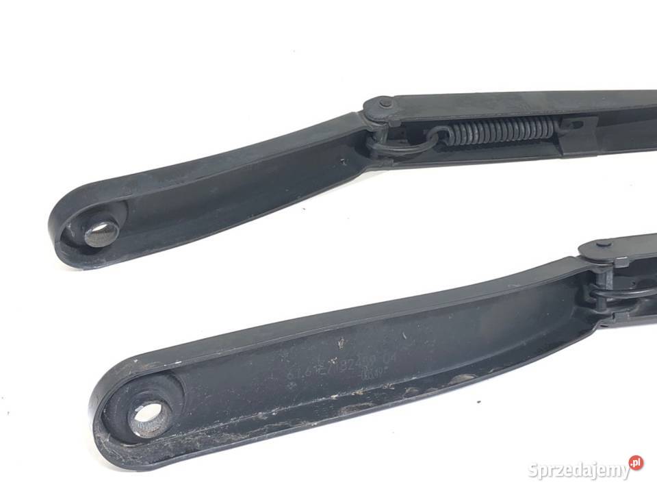 RAMIĘ WYCIERACZKI KOMPLET PRZÓD BMW F01 0815