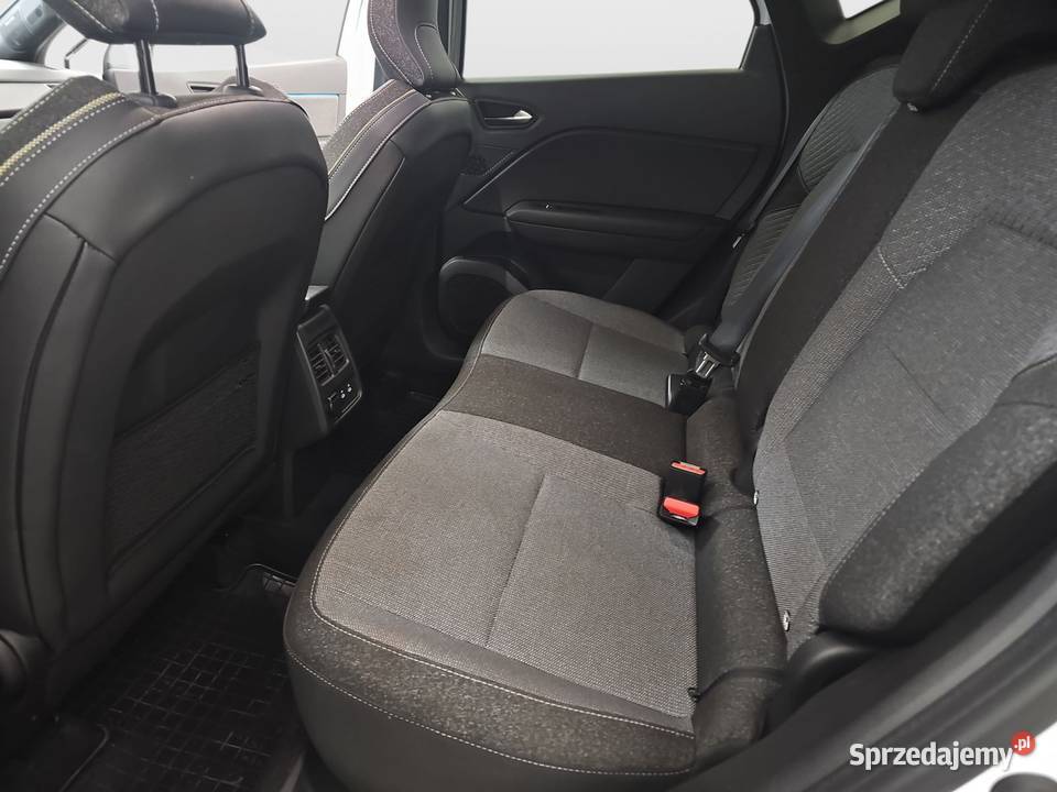 Captur 10 TCe Techno 2024RPakiet Winter Techno