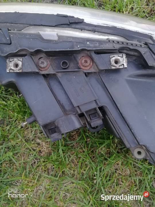 Lampa prawa Audi A8 D3 2003r prawe Lampy przednie Lampy przednie Koło