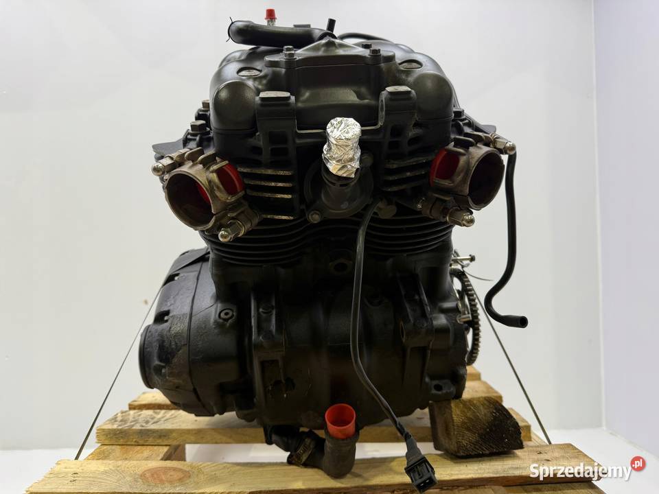 SILNIK Triumph Bonneville 900 HT Street Twin Rudka