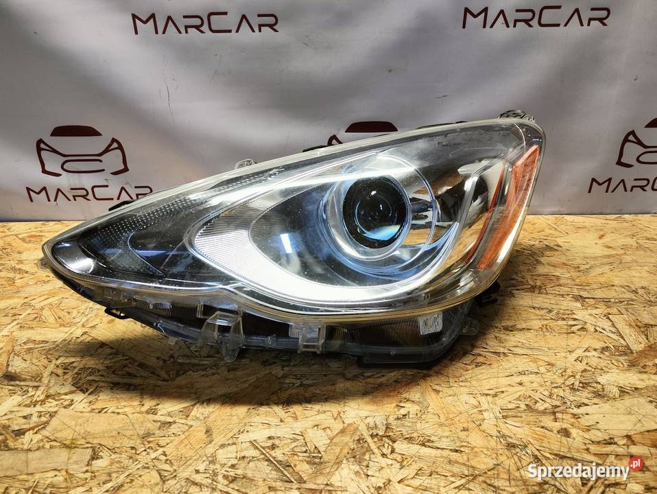 Lampa LED Lewy Przód Toyota Prius C Aqua 2012 Pleszew sprzedam