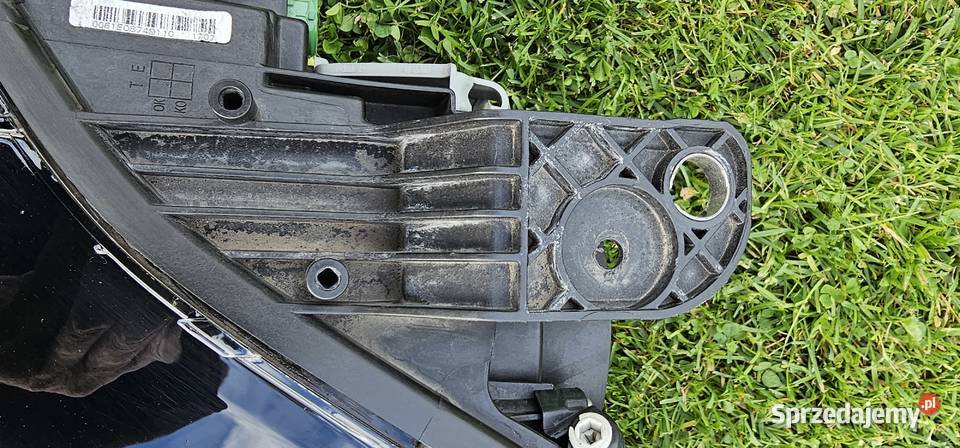 Alfa Romeo Giulia Lewa lampa xenon skrętny Lampy przednie Przygodzice