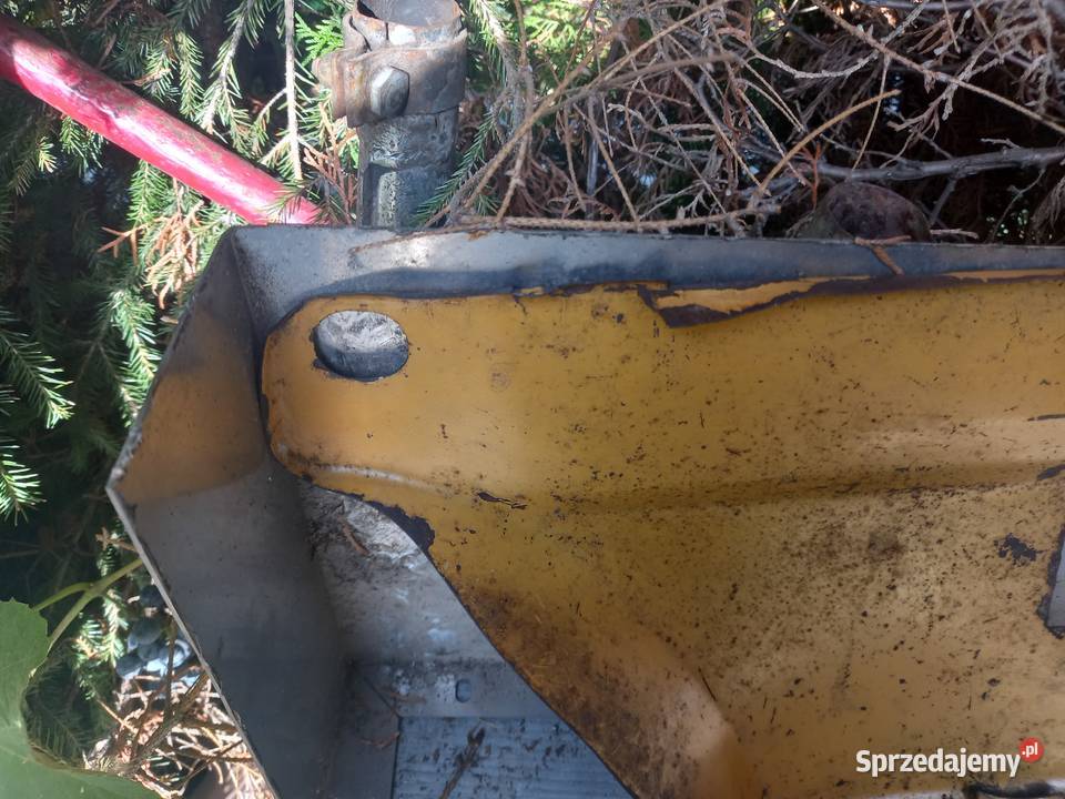 Wsk 125 175 boczek metalowy lewy Parczew