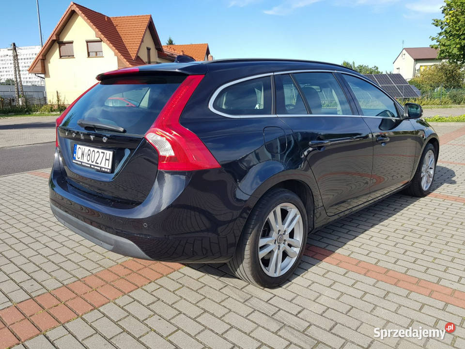 Volvo V60 20D Momentum 5 cylindrowy Navi Kombi V60 sprzedam