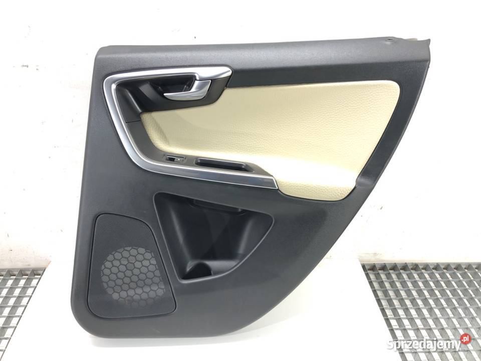 BOCZEK DRZWI TYŁ PRAWY VOLVO XC60 I SUV 0817 sprzedam