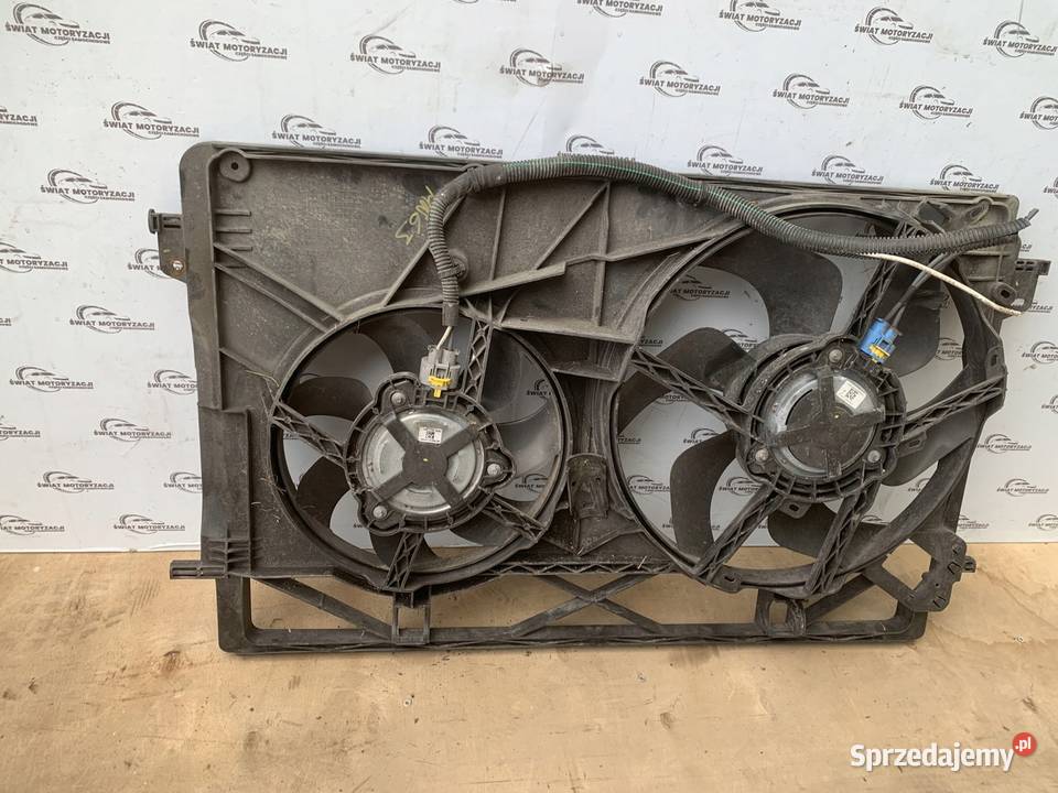 RENAULT TRAFIC III 15r wentylator chłodnicy świętokrzyskie