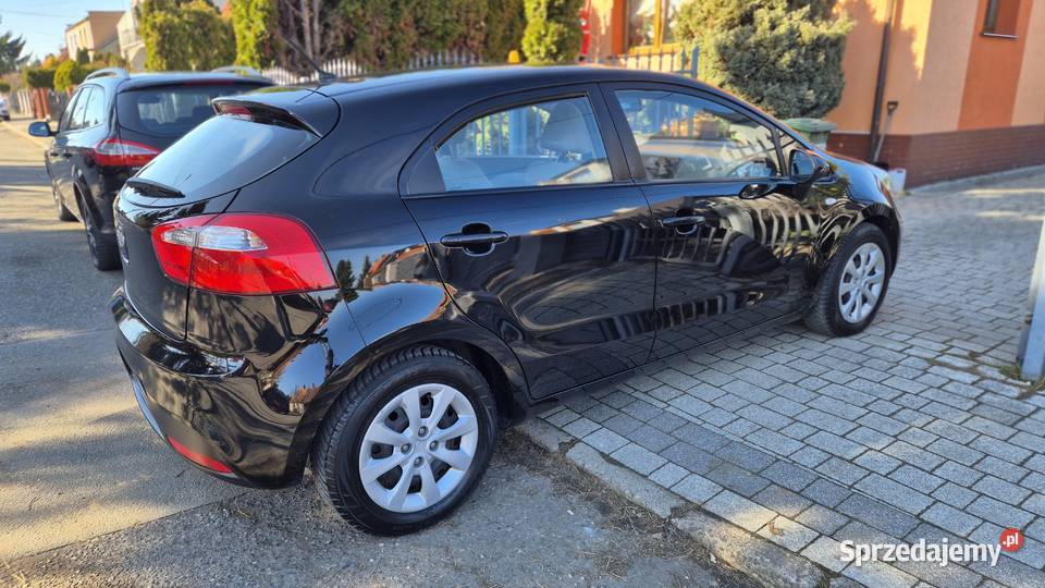 Zadbana Kia Rio Benzyna STAN sprzedam