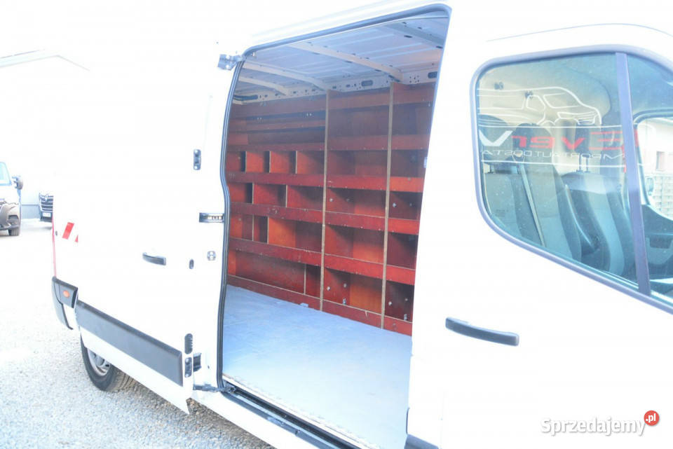 Renault Master 3 osobowy blaszak L3H2 doka Rok produkcji 2018 Warszawa